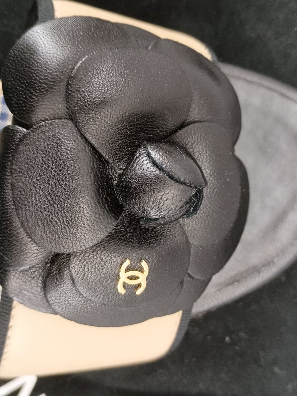 Chanel Flower Slide on Sandal size 6 - Picture 2 of 3